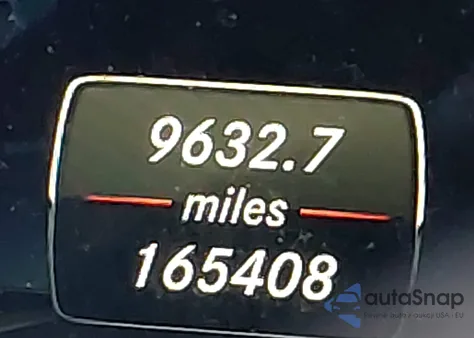 2014 Mercedes-Benz E 350 4Matic z USA, uszkodzony, nr VIN WDDHF8JB6EB063640